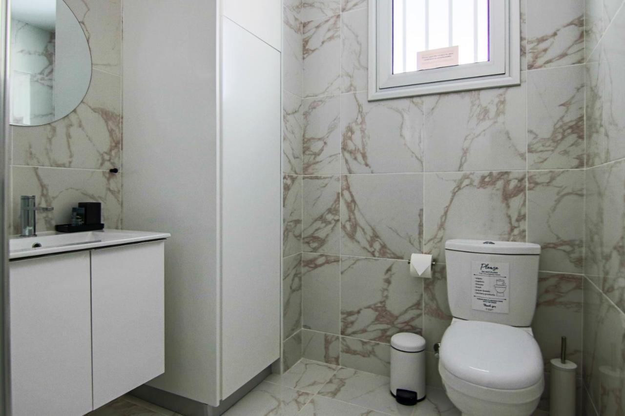 パ フォスPhaedrus Living Seaside Luxury Flat Athina 21アパートメント エクステリア 写真